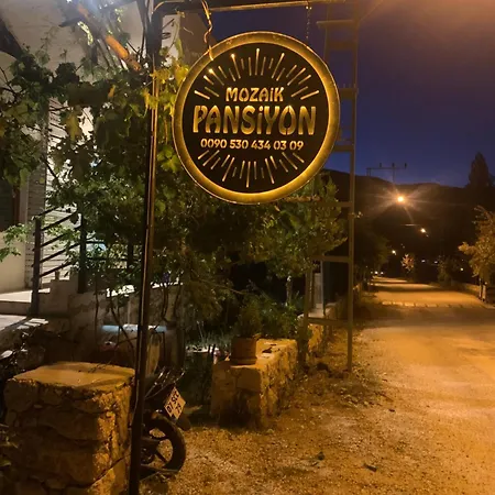 Alojamento de Acomodação e Pequeno-almoço Mozaik Kas